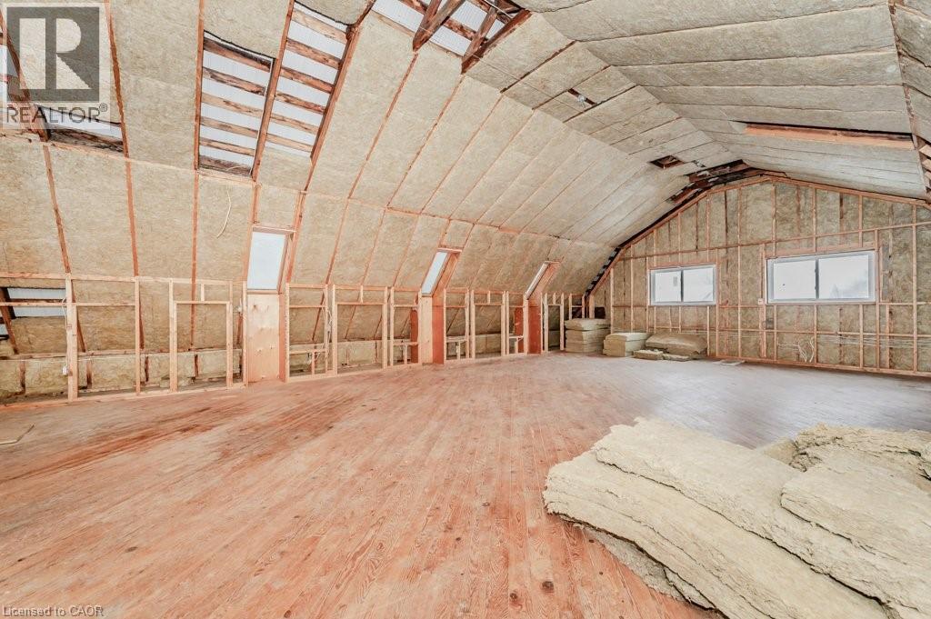 290 GARDEN Street thumbnail 23