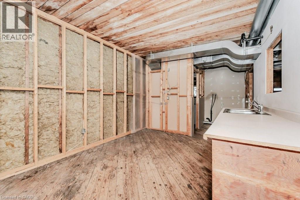 290 GARDEN Street thumbnail 20