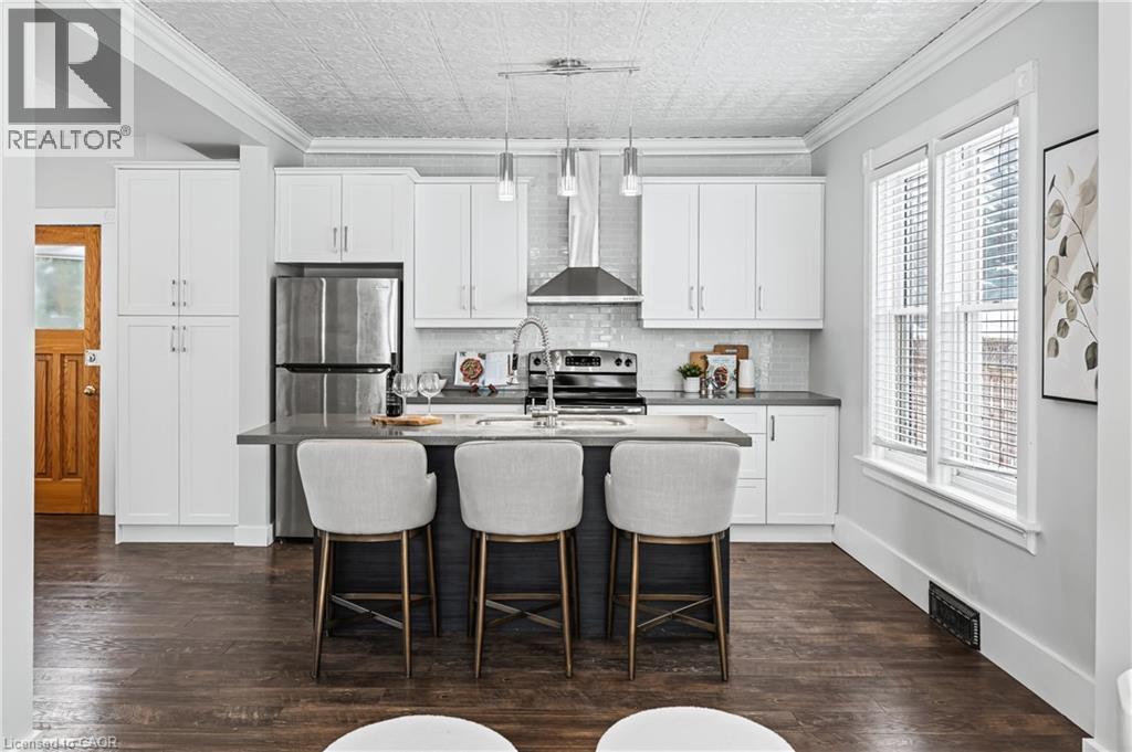 11 HEINS Avenue thumbnail 13