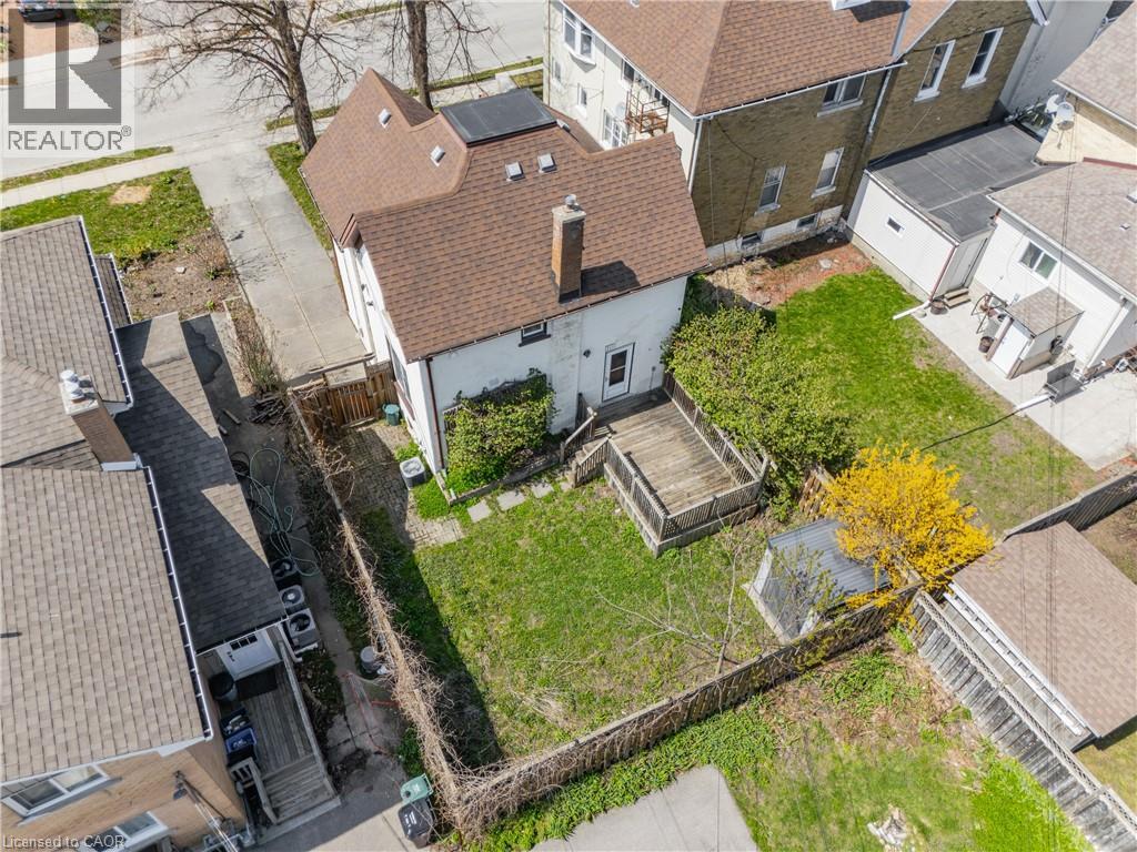 11 HEINS Avenue thumbnail 36