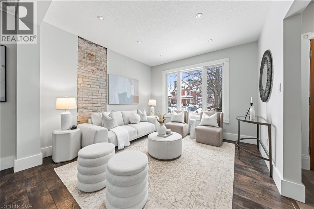 11 HEINS Avenue thumbnail 7