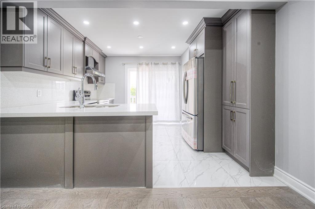 279 DIXON Street thumbnail 11