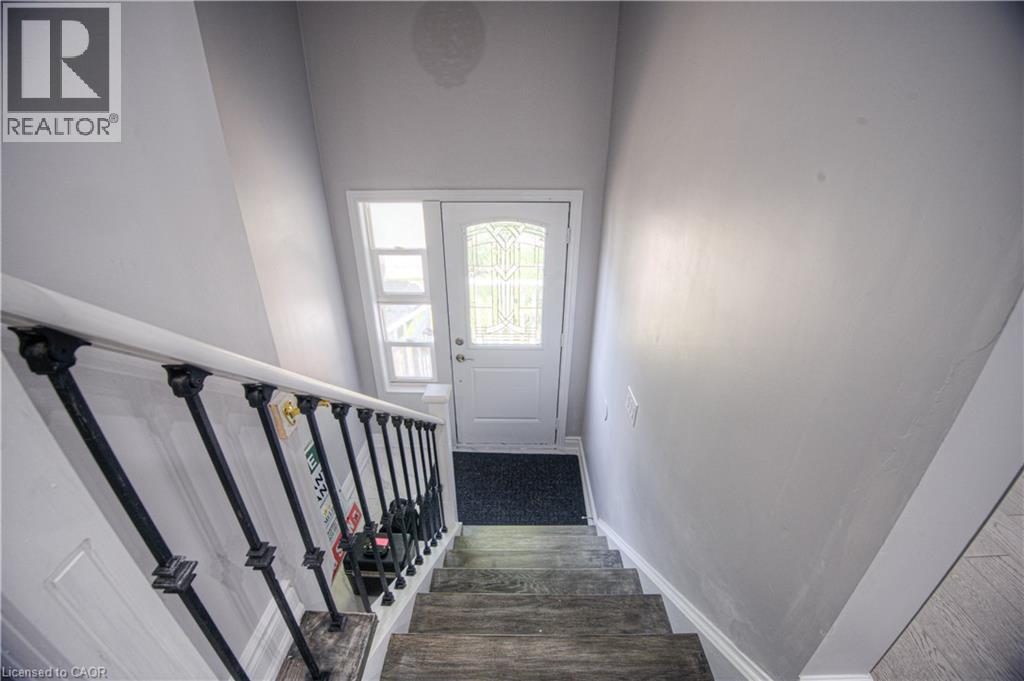 279 DIXON Street thumbnail 6