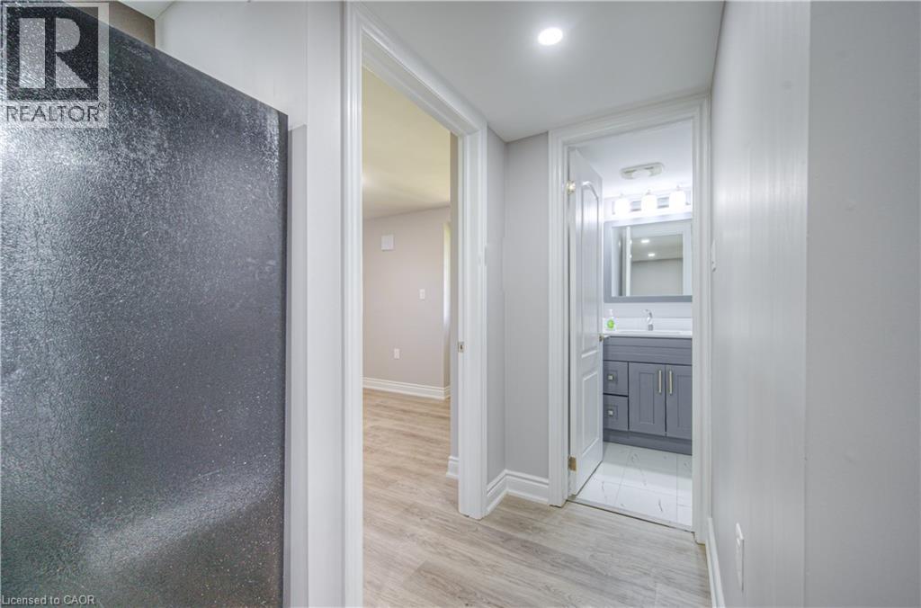 279 DIXON Street thumbnail 34