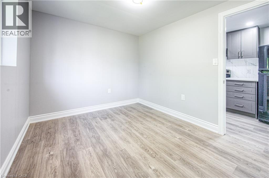 279 DIXON Street thumbnail 39