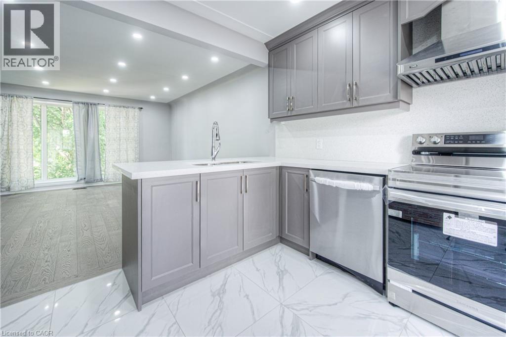 279 DIXON Street thumbnail 14