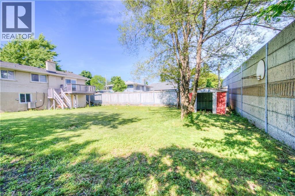 279 DIXON Street thumbnail 44