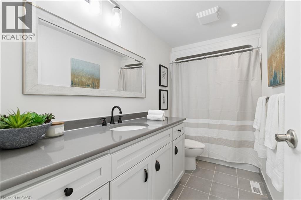 24 BRIAR KNOLL Place thumbnail 21