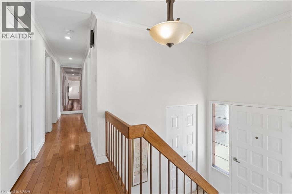 24 BRIAR KNOLL Place thumbnail 19