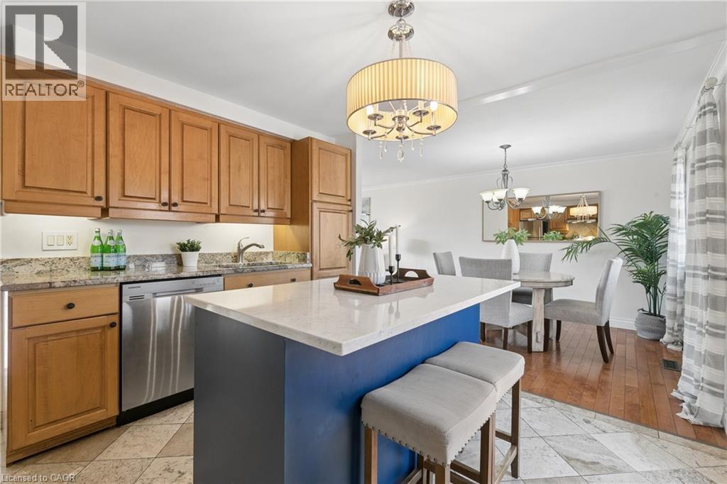 24 BRIAR KNOLL Place thumbnail 17