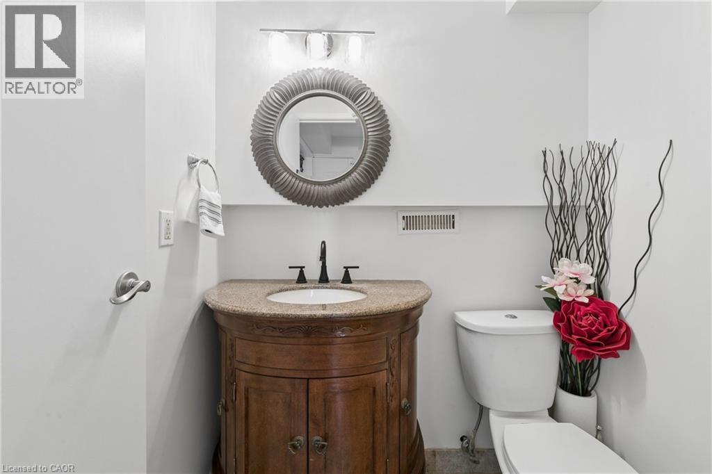 24 BRIAR KNOLL Place thumbnail 28