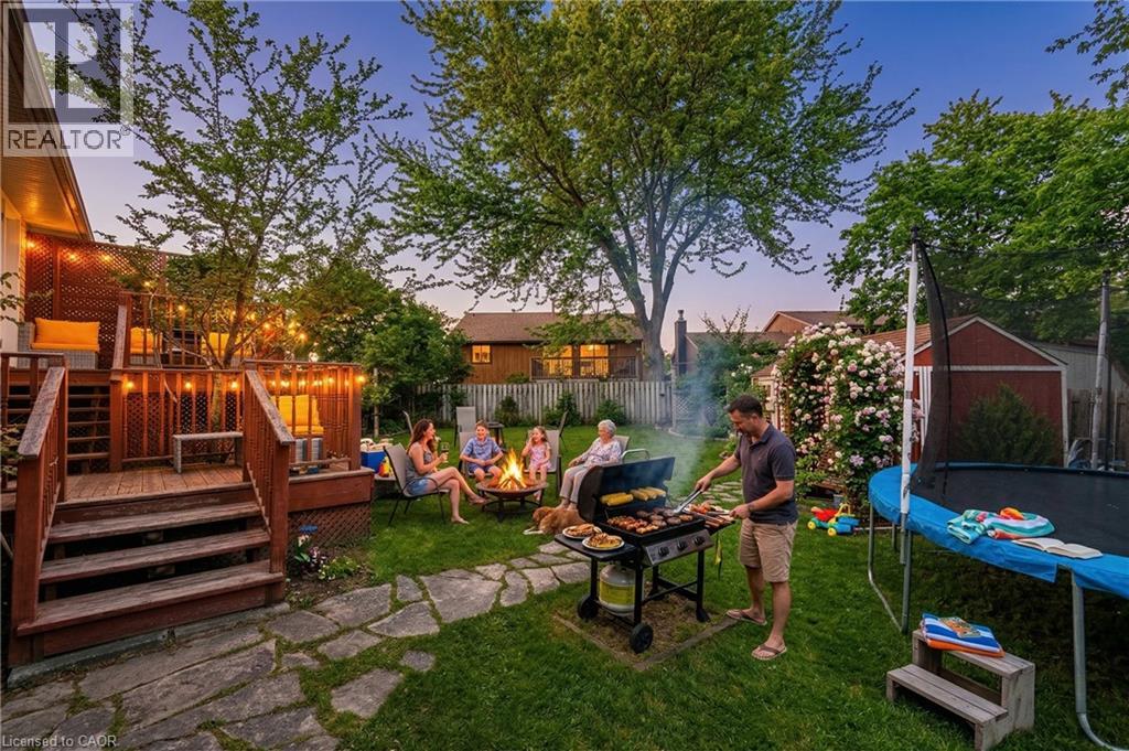 24 BRIAR KNOLL Place thumbnail 32