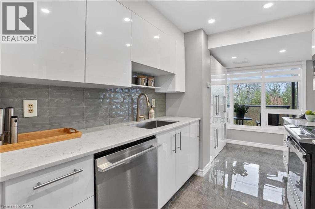 237 KING Street W Unit# 604 thumbnail 10