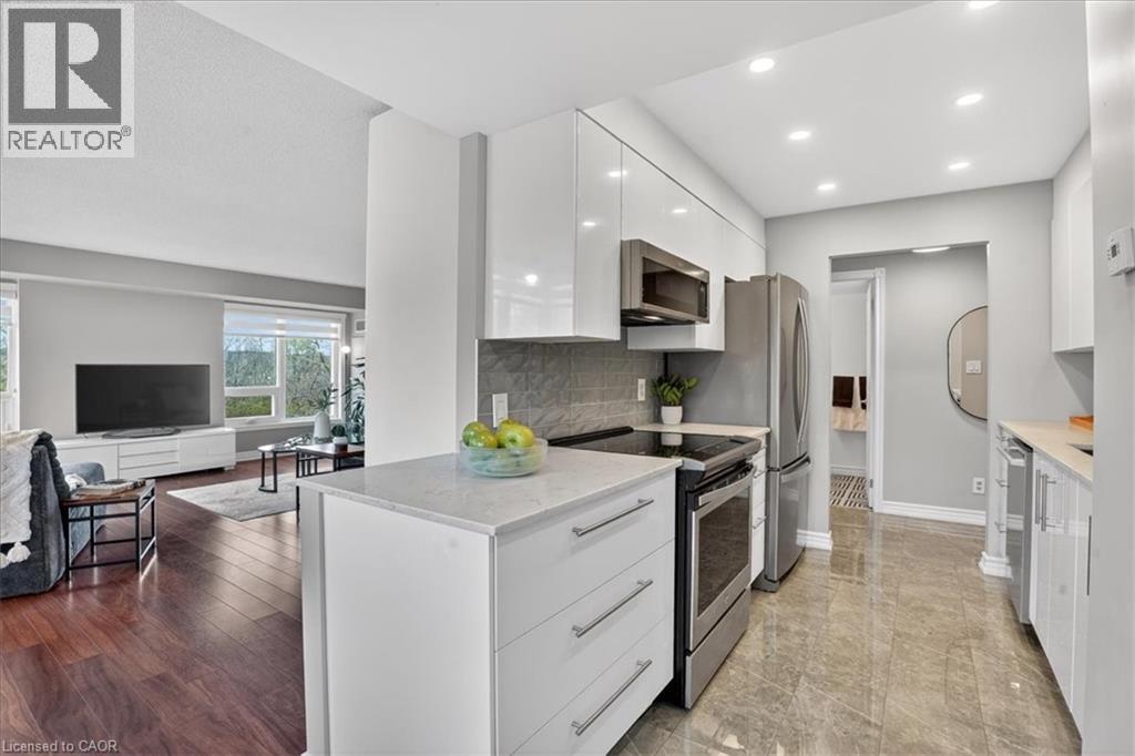 237 KING Street W Unit# 604 thumbnail 11