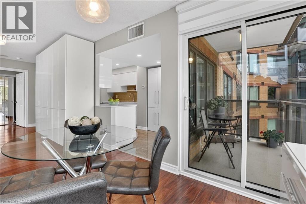 237 KING Street W Unit# 604 thumbnail 17