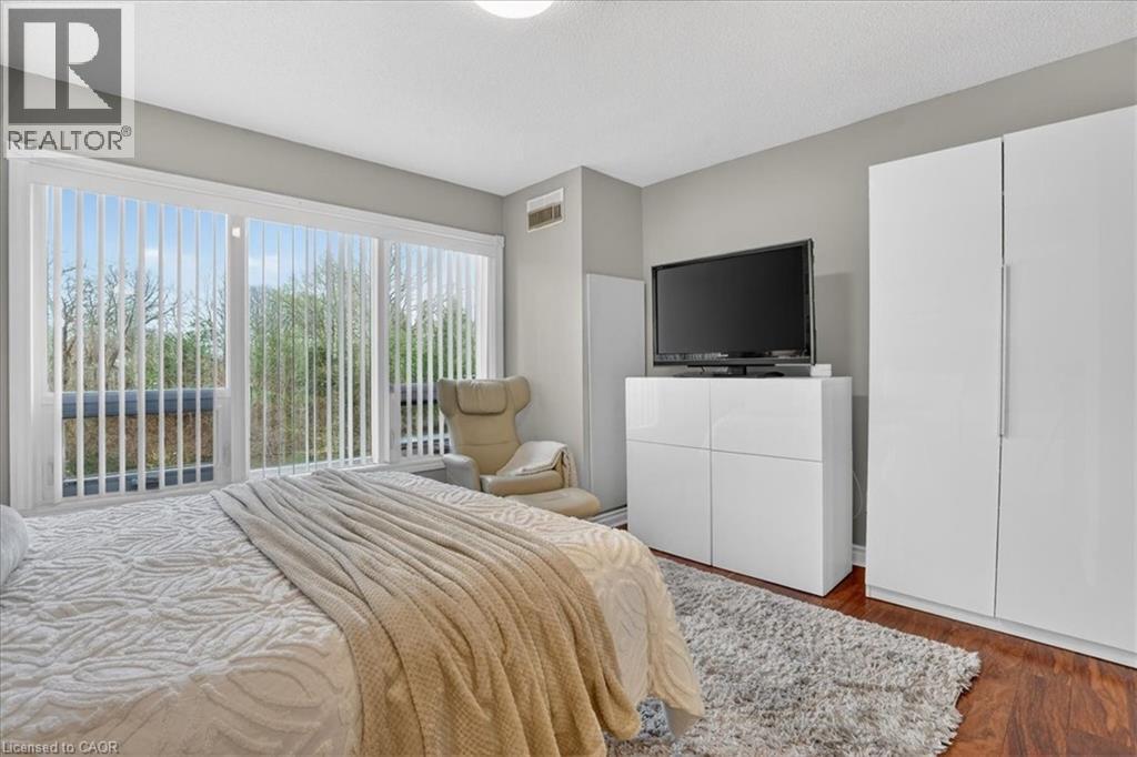 237 KING Street W Unit# 604 thumbnail 27