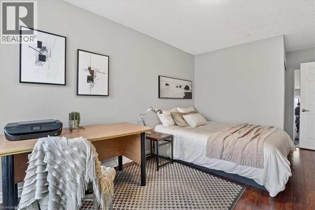 237 KING Street W Unit# 604 thumbnail 35