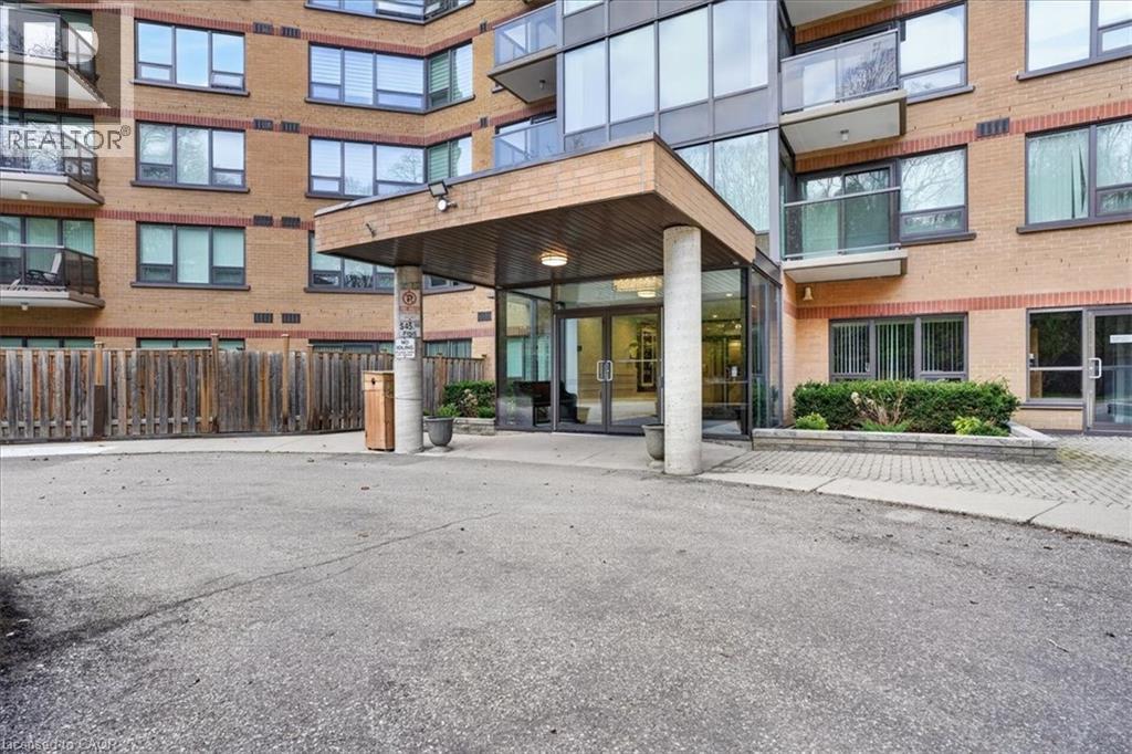 237 KING Street W Unit# 604 thumbnail 4