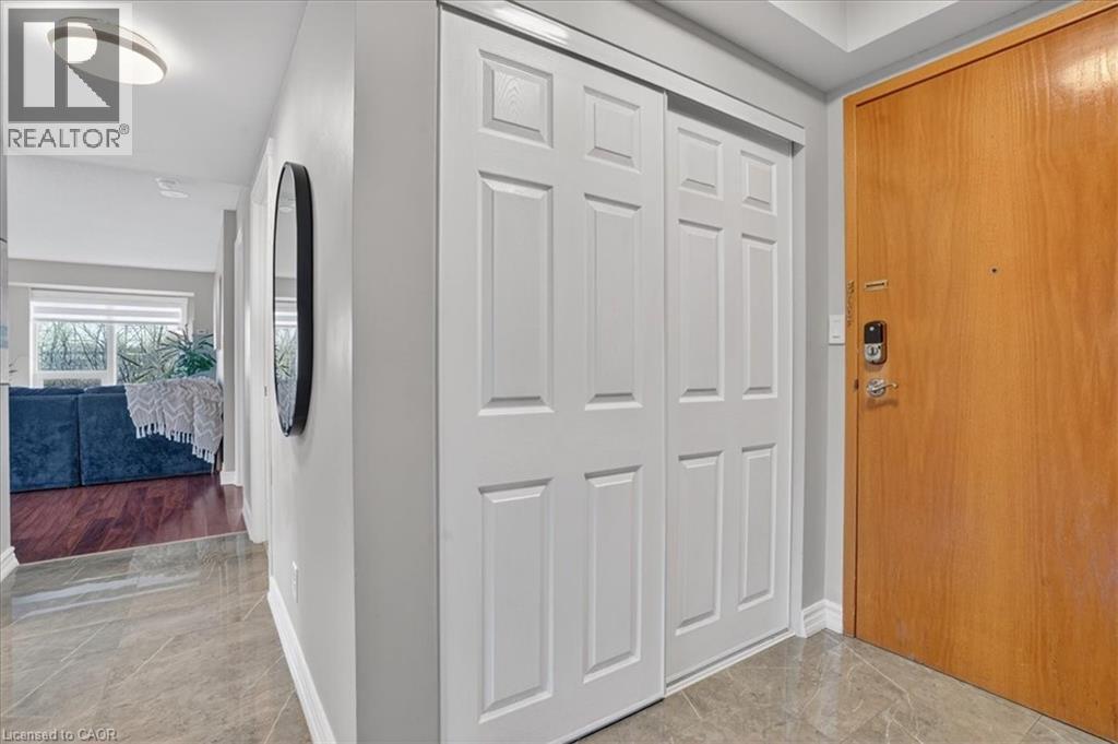 237 KING Street W Unit# 604 thumbnail 8