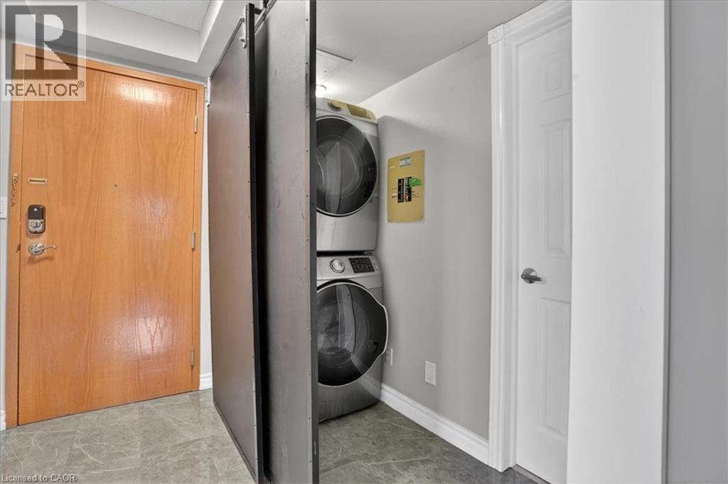 237 KING Street W Unit# 604 thumbnail 9