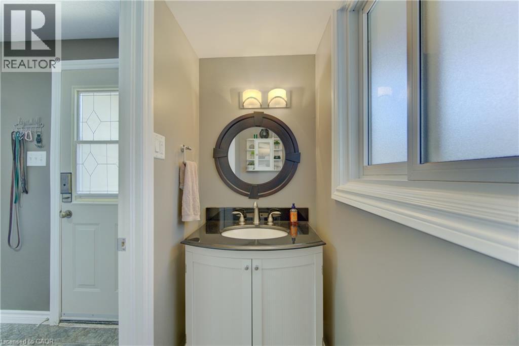 83 MANOR Drive thumbnail 20