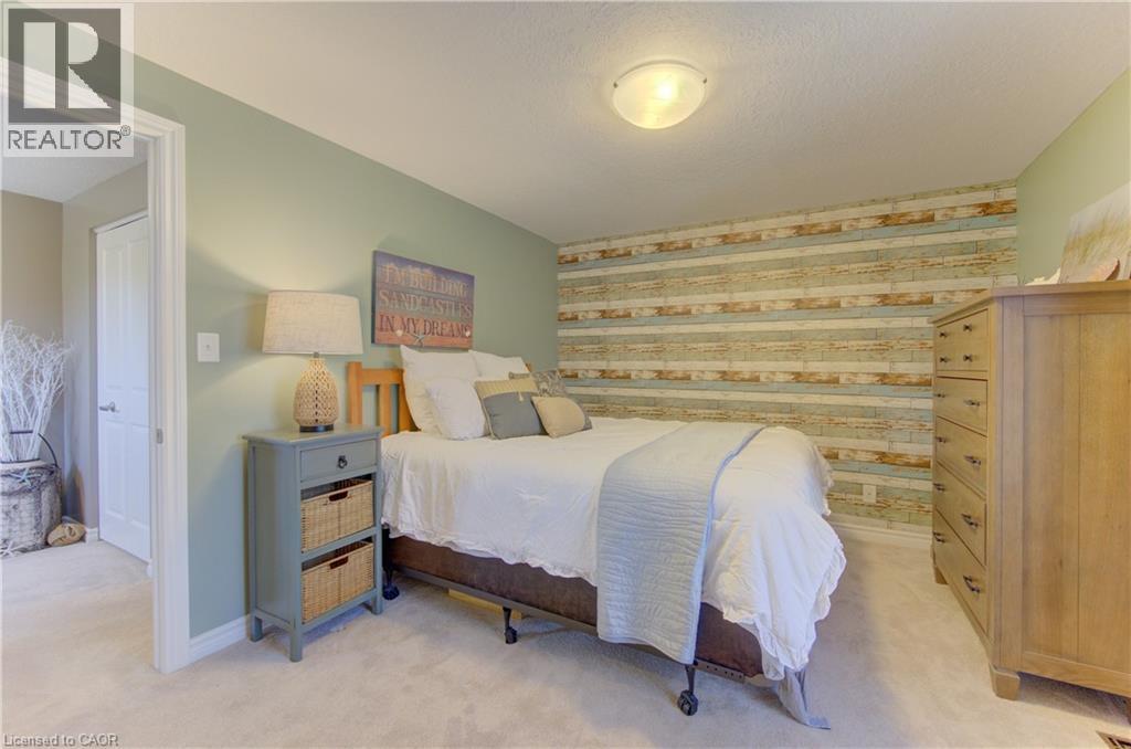 83 MANOR Drive thumbnail 24