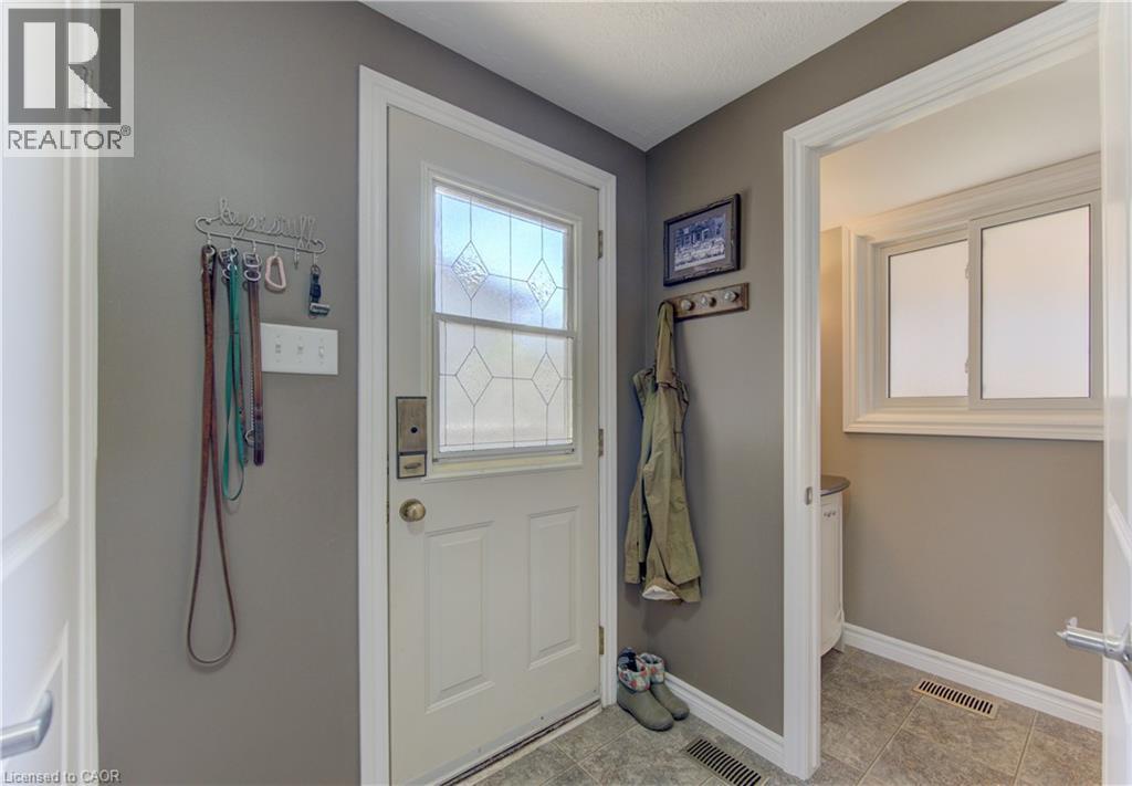 83 MANOR Drive thumbnail 19