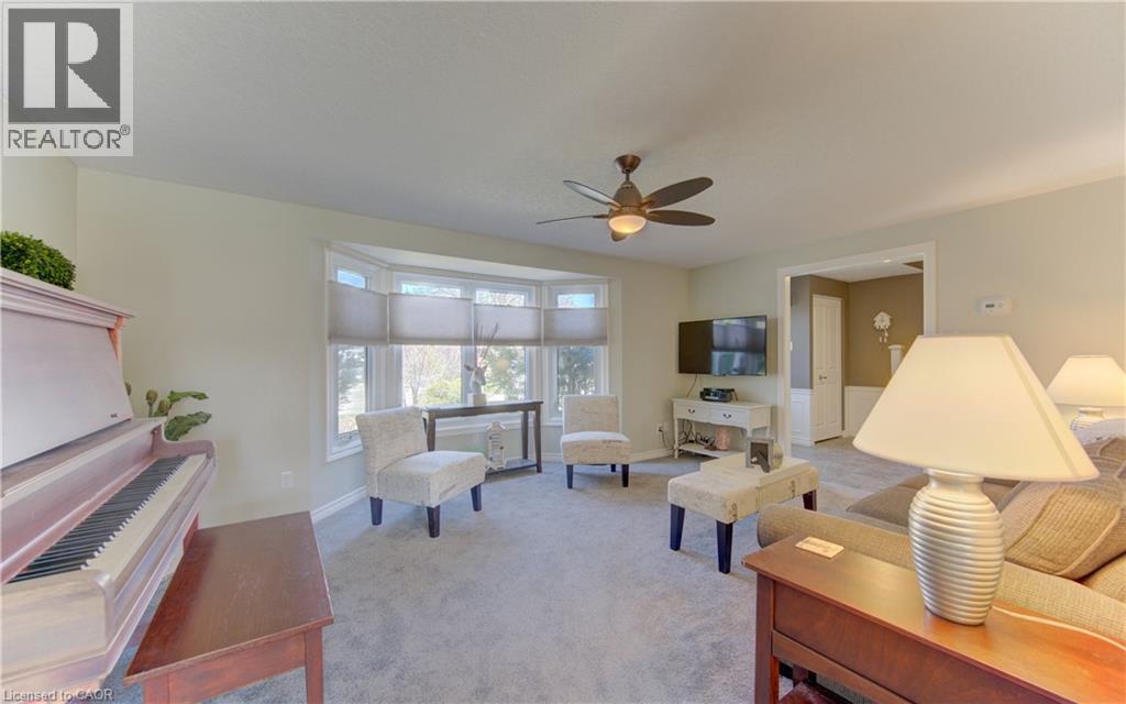 83 MANOR Drive thumbnail 11