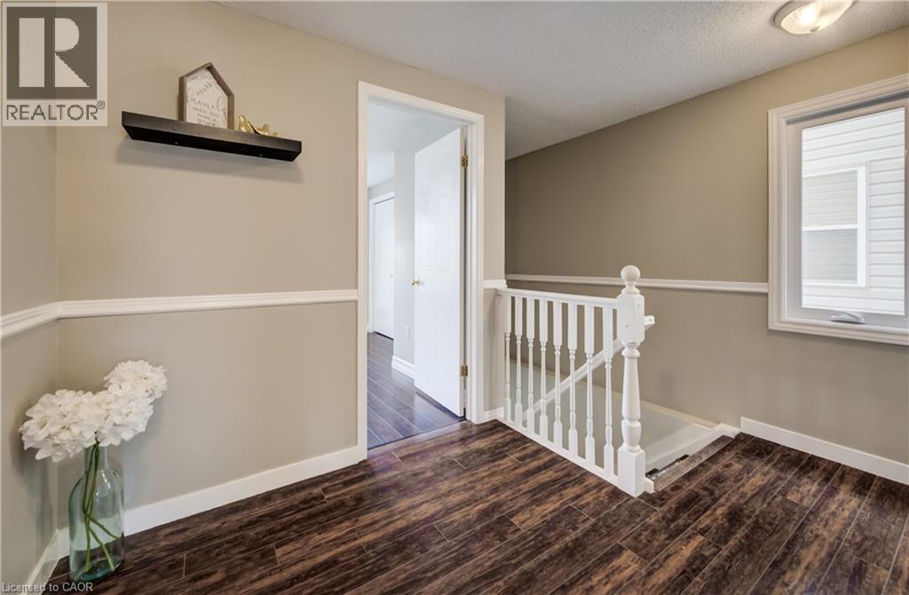 52 MARYANN PRICE Lane thumbnail 16