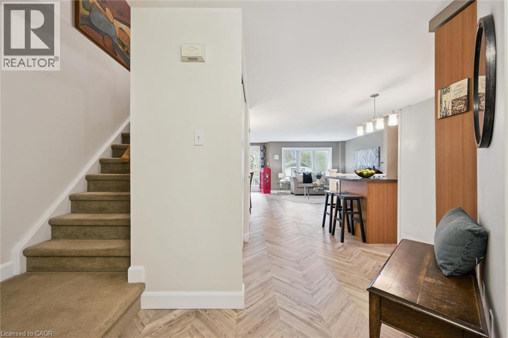 254 AUBURN Drive thumbnail 3