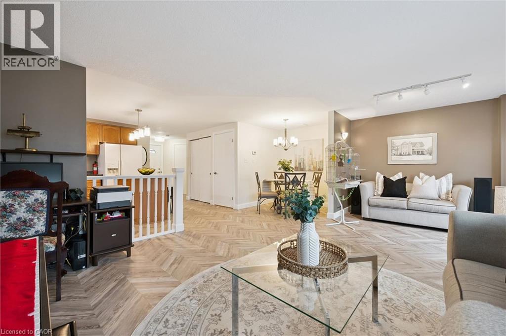 254 AUBURN Drive thumbnail 8