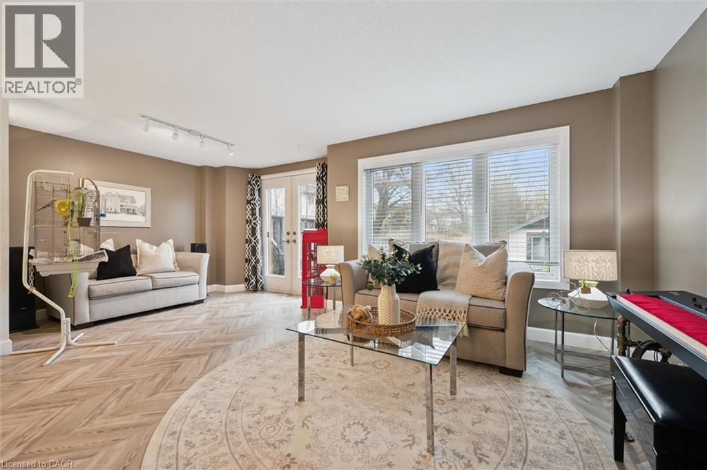 254 AUBURN Drive thumbnail 9