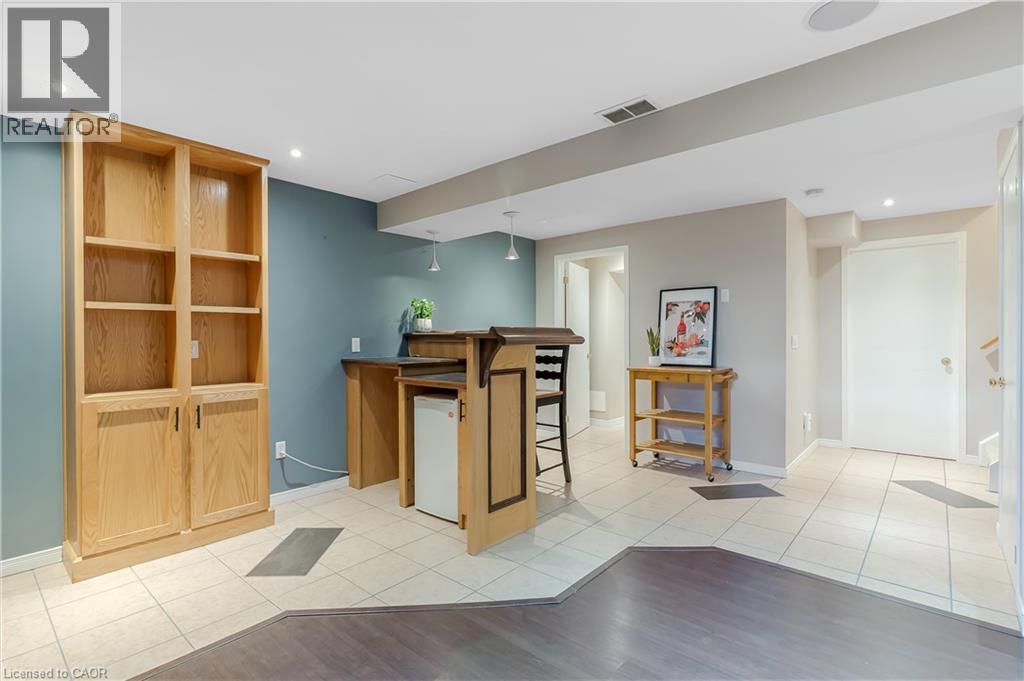 74 ELMA Place thumbnail 33