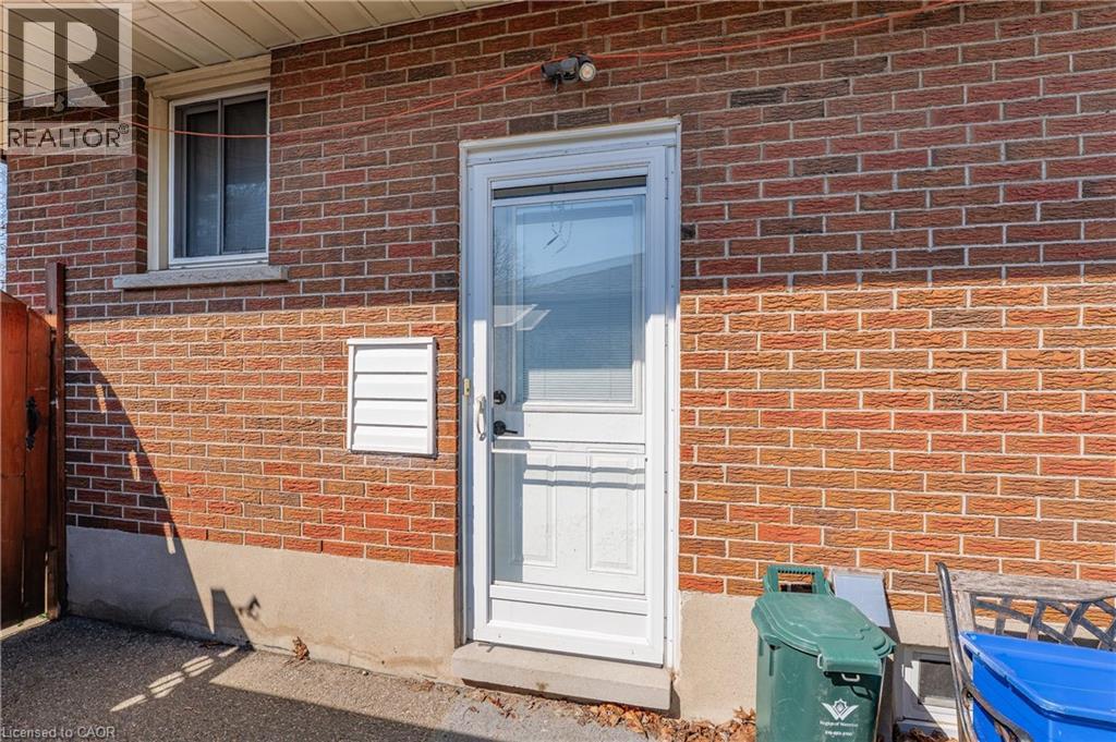 211 DIXON Street thumbnail 7