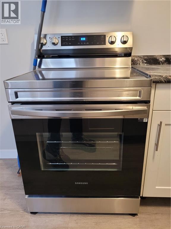 211 DIXON Street thumbnail 29