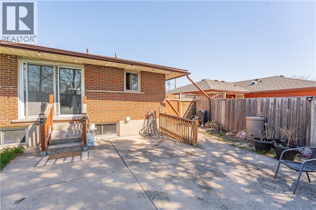 211 DIXON Street thumbnail 38