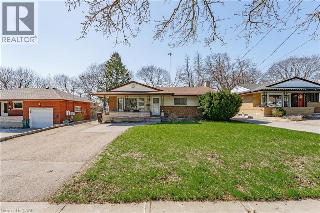 211 DIXON Street thumbnail 3