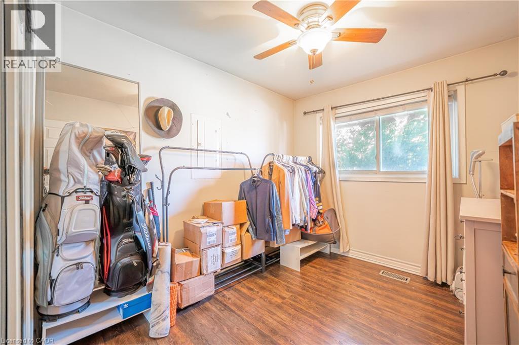 211 DIXON Street thumbnail 22