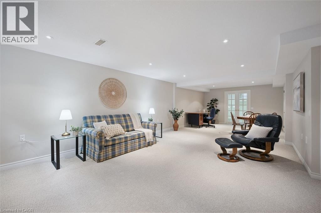 140 GOLF LINKS Drive thumbnail 18