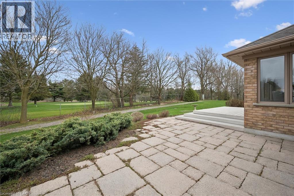 140 GOLF LINKS Drive thumbnail 30