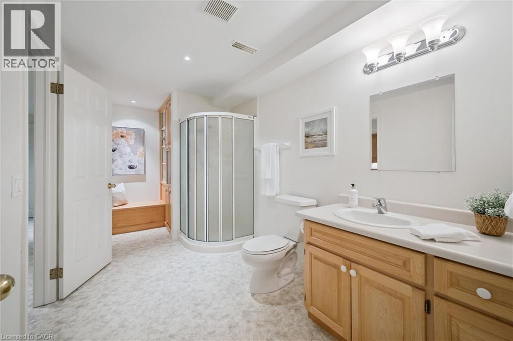 140 GOLF LINKS Drive thumbnail 28