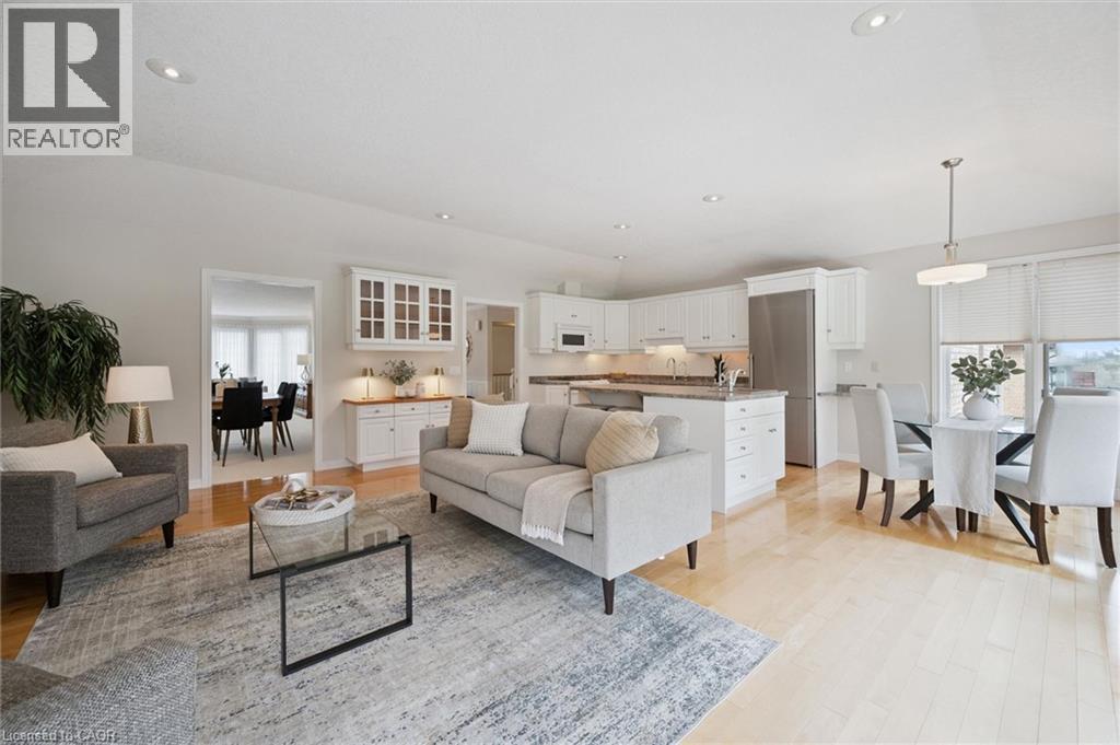 140 GOLF LINKS Drive thumbnail 8