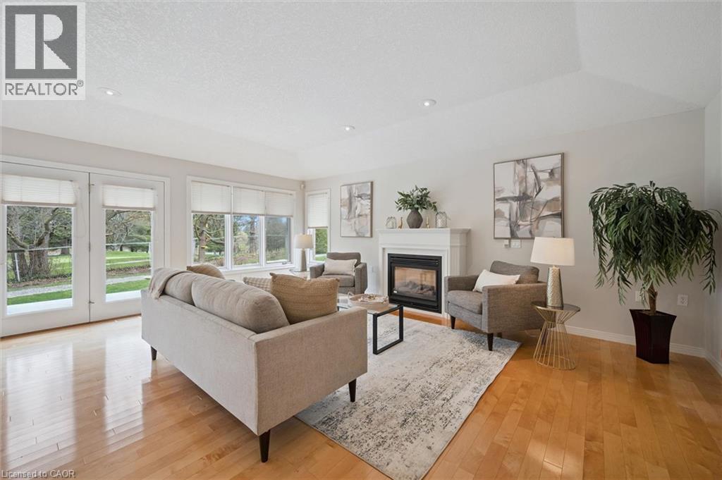 140 GOLF LINKS Drive thumbnail 7