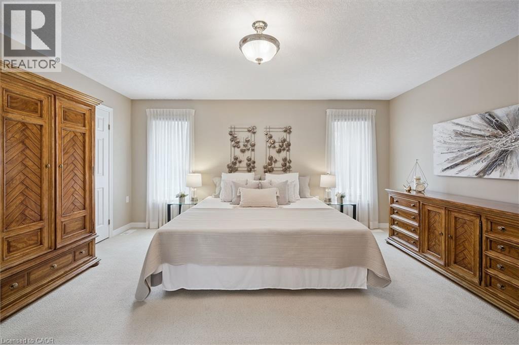 140 GOLF LINKS Drive thumbnail 15