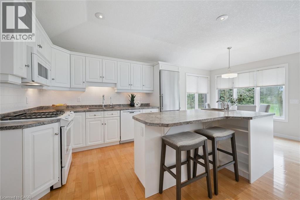 140 GOLF LINKS Drive thumbnail 10