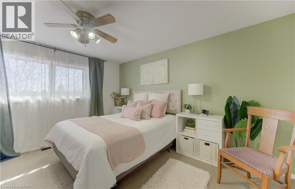 18 RIPLEY Crescent thumbnail 23