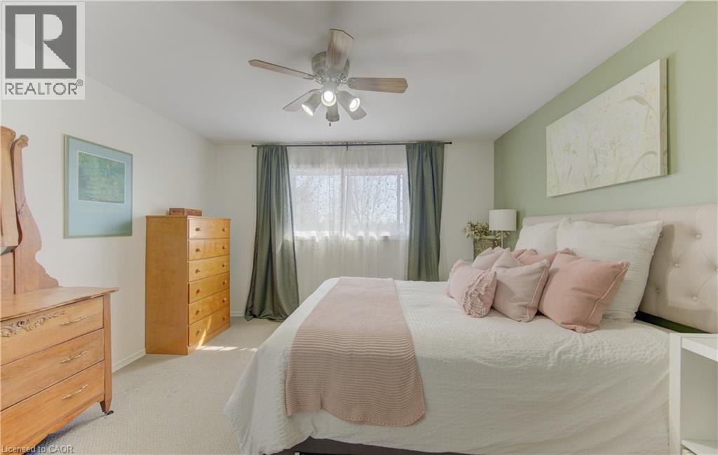 18 RIPLEY Crescent thumbnail 24