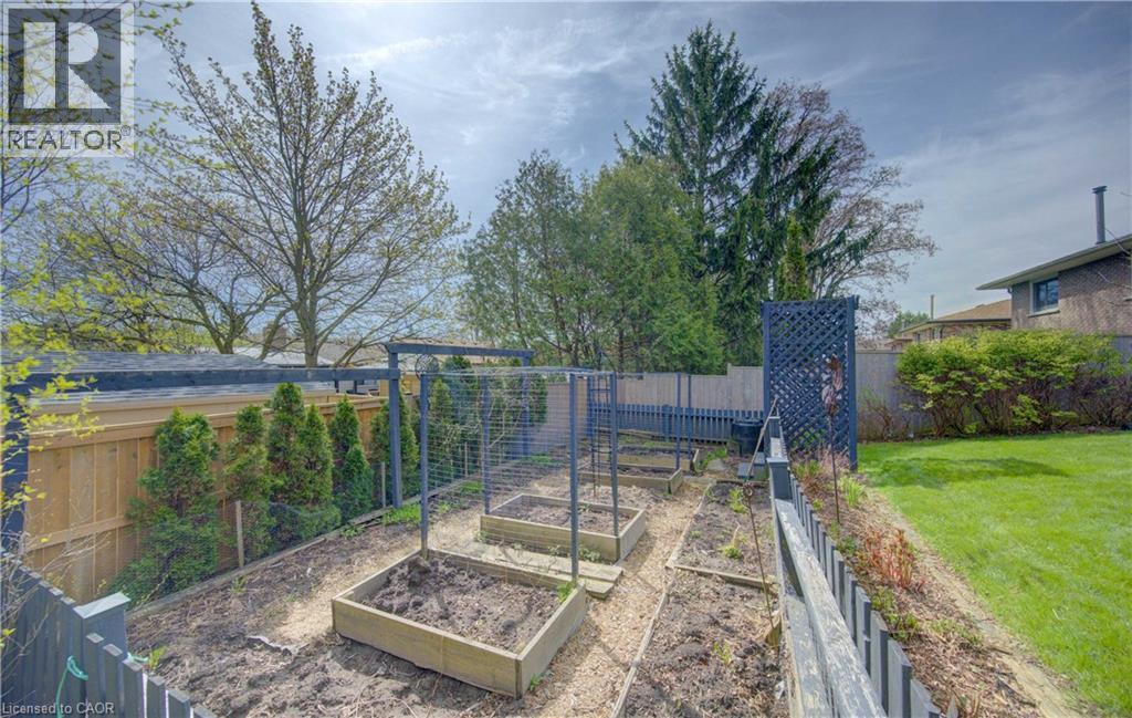 18 RIPLEY Crescent thumbnail 39