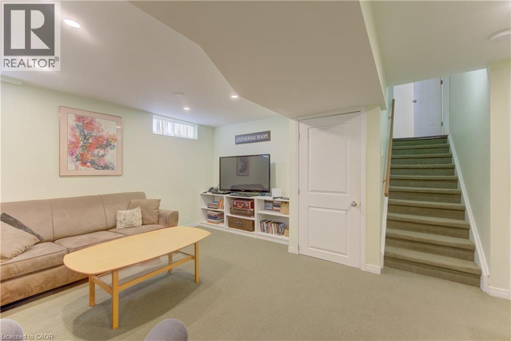 18 RIPLEY Crescent thumbnail 33