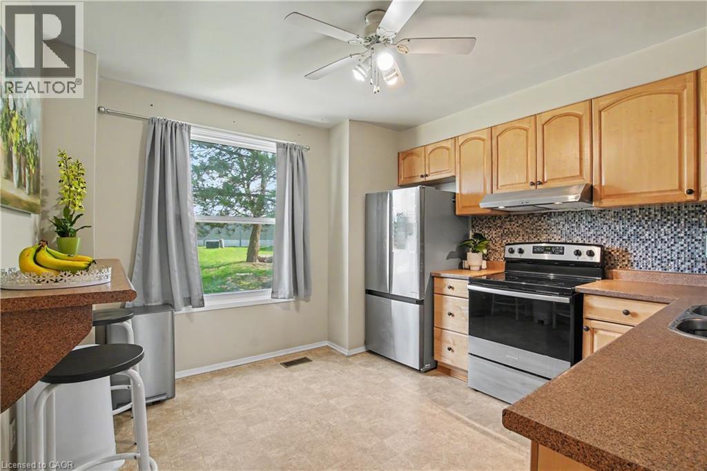 265 WILLIAMSBURG Road Unit# 16 thumbnail 3